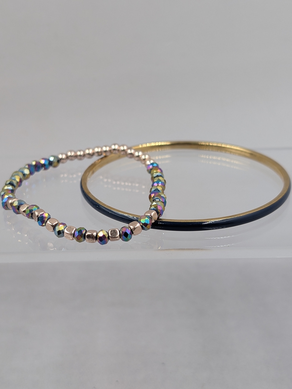 J.Crew Navy Enamel Gold Bangle & Iridescent Beaded Bracelet Set | M291